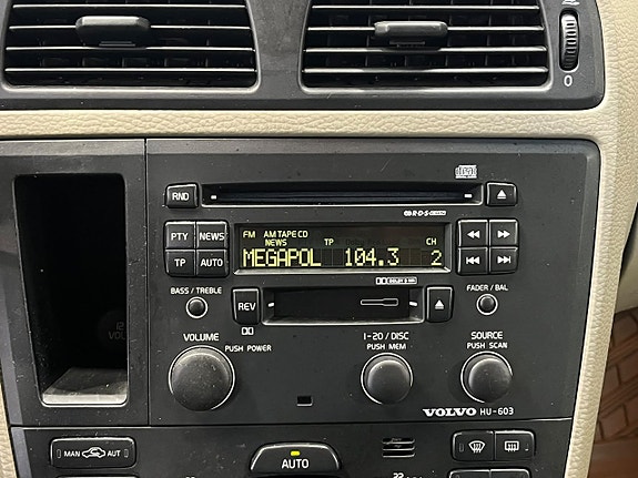 Volvo V70 20 of 23