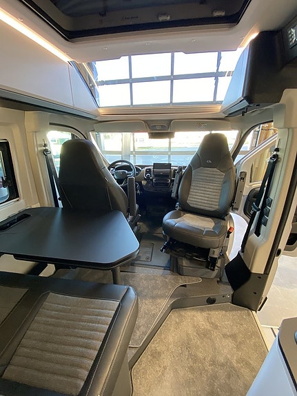Adria Twin Supreme 640 SGX Pop Up tak/4 bäddar/Automat/Premium värmeisolering 7 of 12