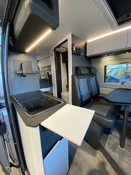 Adria Twin Supreme 640 SGX Pop Up tak/4 bäddar/Automat/Premium värmeisolering 10 of 12