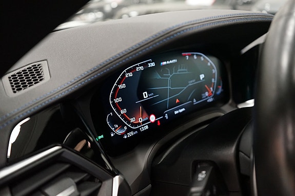 BMW M440i 10 of 24
