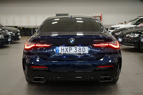 BMW M440i 4 of 24