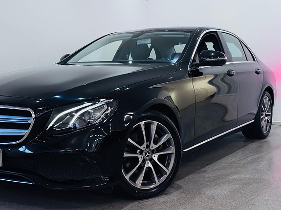 Mercedes-Benz E200 d 3 of 24