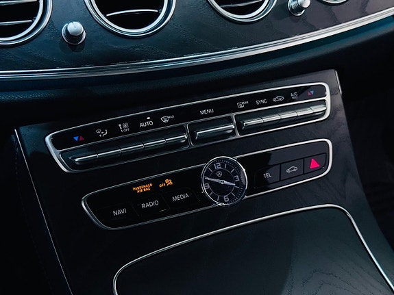 Mercedes-Benz E200 d 13 of 24