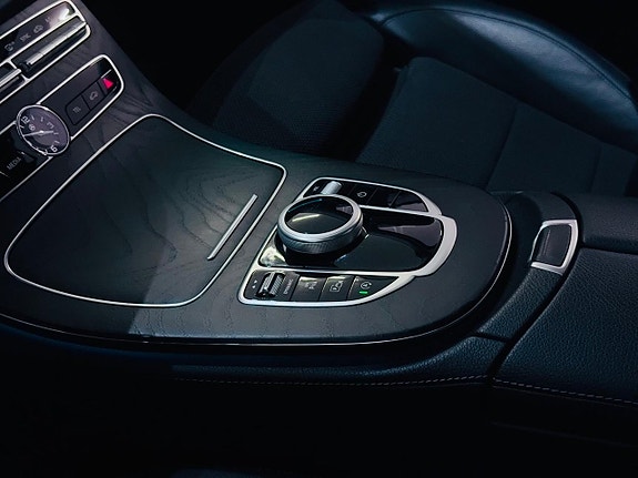 Mercedes-Benz E200 d 12 of 24