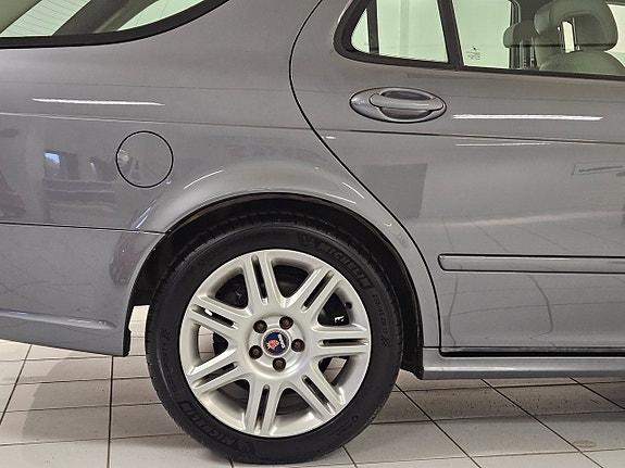 Saab 9-5 7 of 14