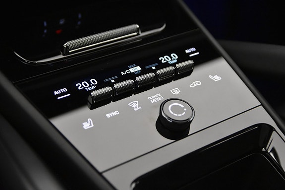 Porsche Cayenne 28 of 30