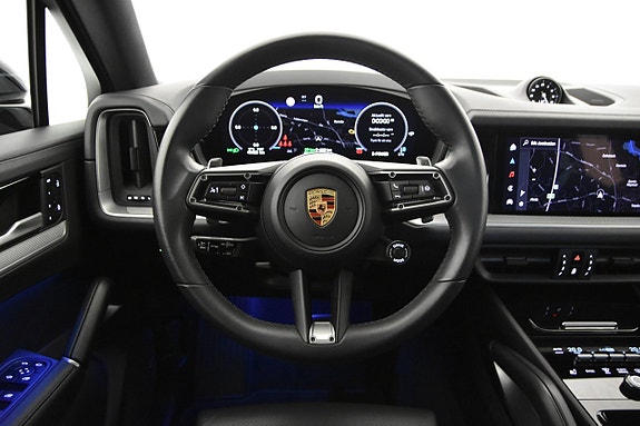 Porsche Cayenne 17 of 30