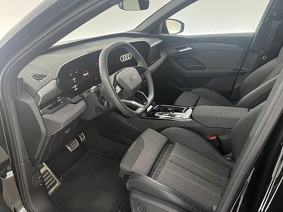 Audi Q6 e-tron 7 of 11