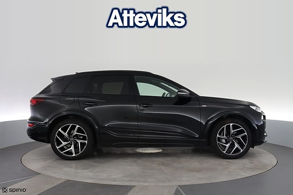 Audi Q6 e-tron 2 of 11