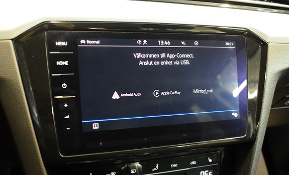 Volkswagen Passat 16 of 30