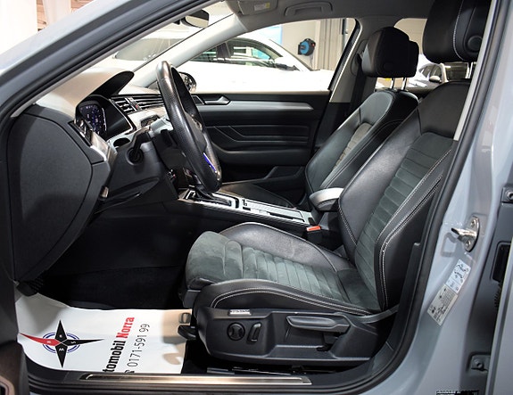 Volkswagen Passat 7 of 30