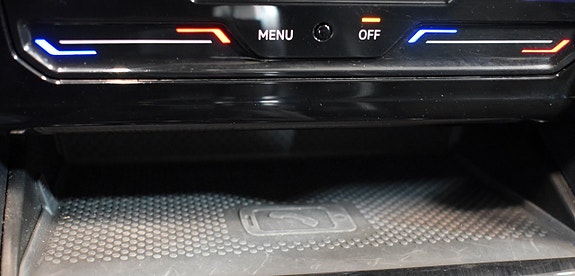 Volkswagen Passat 28 of 30