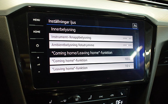 Volkswagen Passat 17 of 30