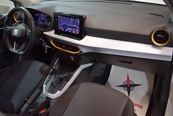 Seat Arona 9 of 22