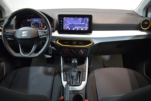 Seat Arona 14 of 22