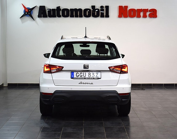 Seat Arona 5 of 22