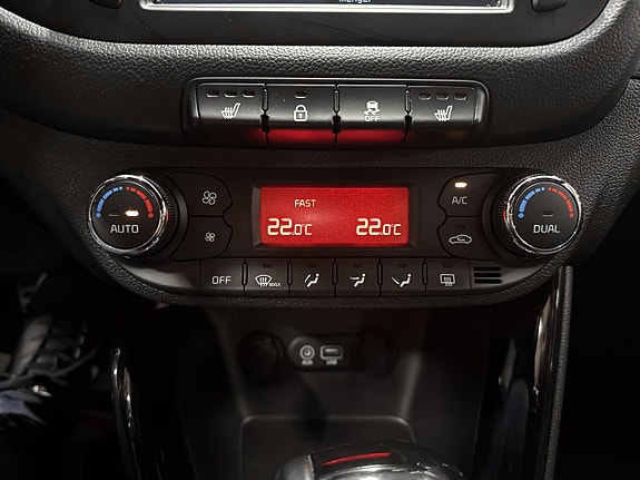 Kia Ceed 12 of 16