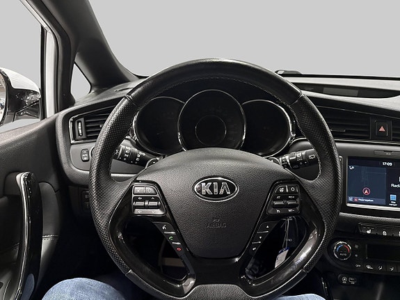 Kia Ceed 14 of 16