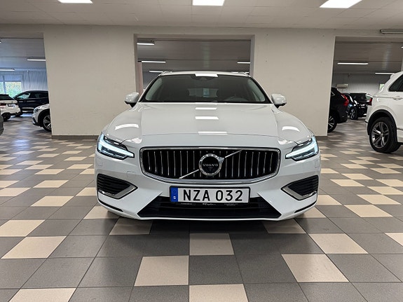 Volvo V60 3 of 20