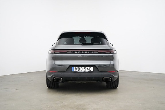 Porsche Cayenne 24 of 28