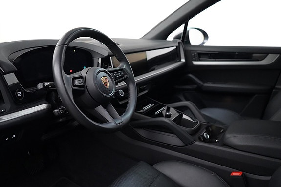 Porsche Cayenne 6 of 28