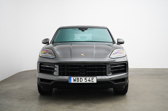 Porsche Cayenne 27 of 28