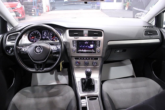 Volkswagen Golf I 13 of 28