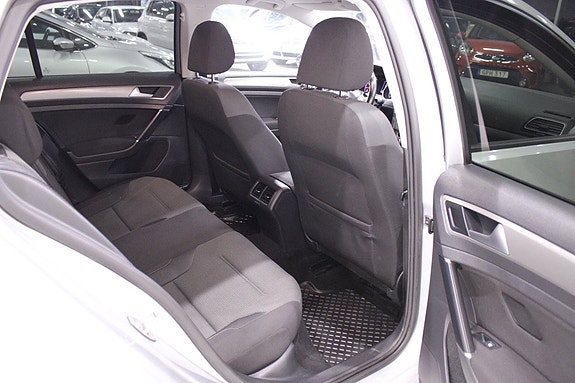 Volkswagen Golf I 18 of 28