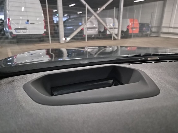 BMW 530e 21 of 26