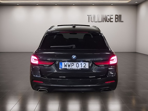 BMW 530e 4 of 26