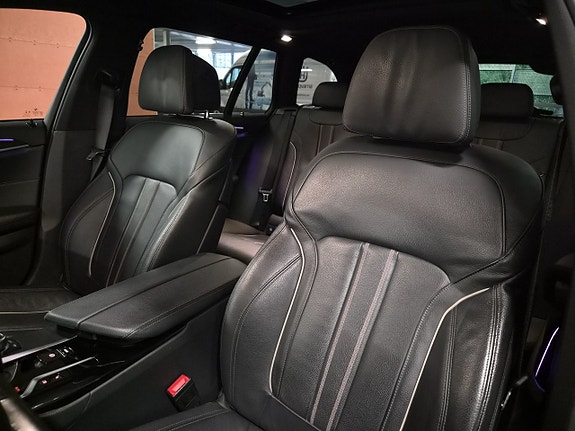 BMW 530e 13 of 26