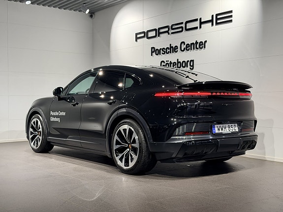 Porsche Cayenne 6 of 30