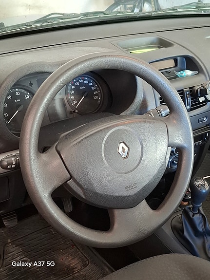 Renault Clio 4 of 6