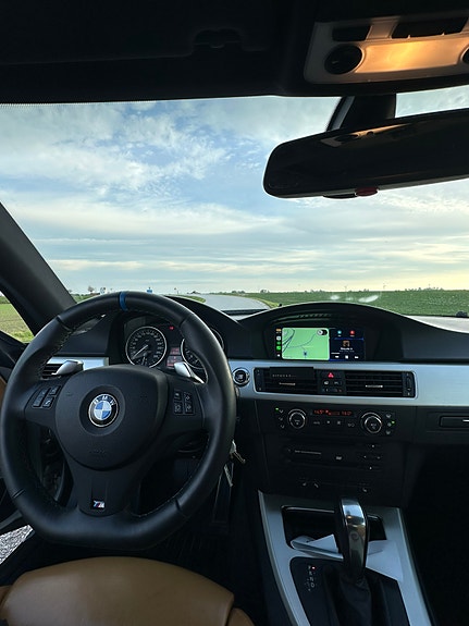 BMW 335i 6 of 10