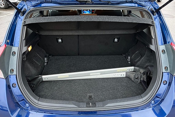 Toyota Auris 25 of 27