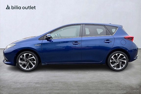 Toyota Auris 3 of 27