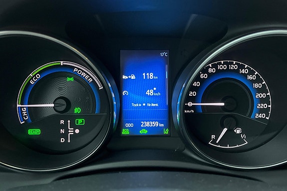Toyota Auris 17 of 27