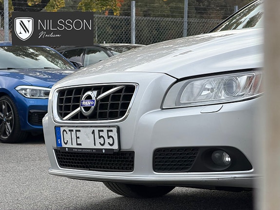 Volvo V70 9 of 30