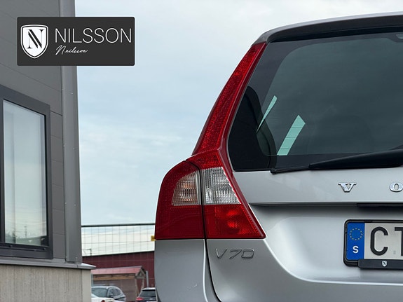 Volvo V70 16 of 30
