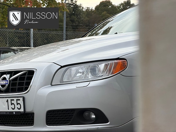 Volvo V70 11 of 30