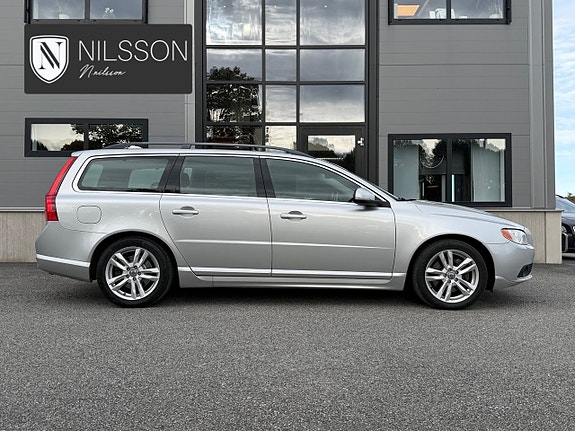 Volvo V70 21 of 30