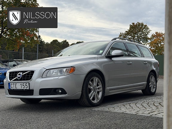 Volvo V70 8 of 30