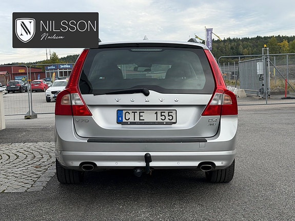 Volvo V70 14 of 30