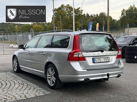 Volvo V70 12 of 30