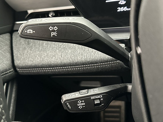 Audi Q6 e-tron 16 of 30