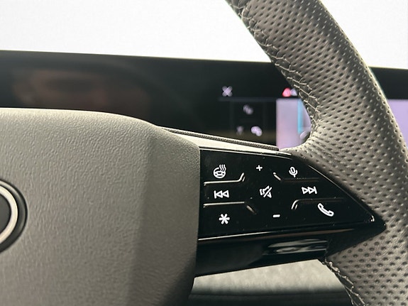 Audi Q6 e-tron 19 of 30
