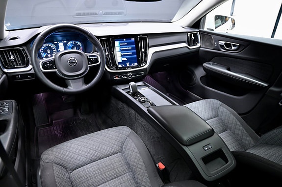 Volvo V60 Cross Country 15 of 27