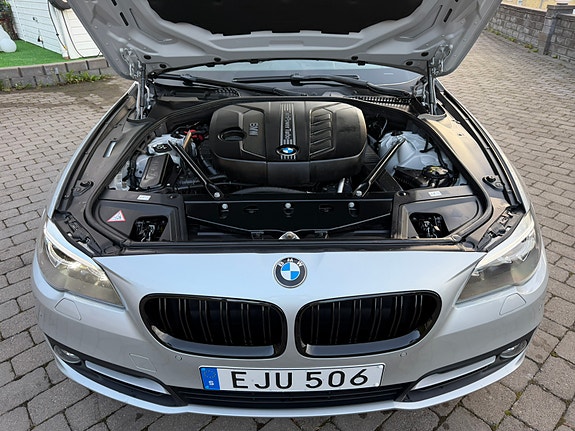 BMW 520d 30 of 30