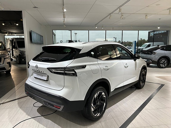 Nissan Qashqai 3 of 7