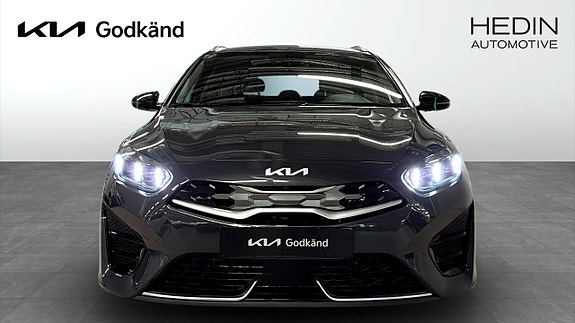 Kia Ceed 2 of 17
